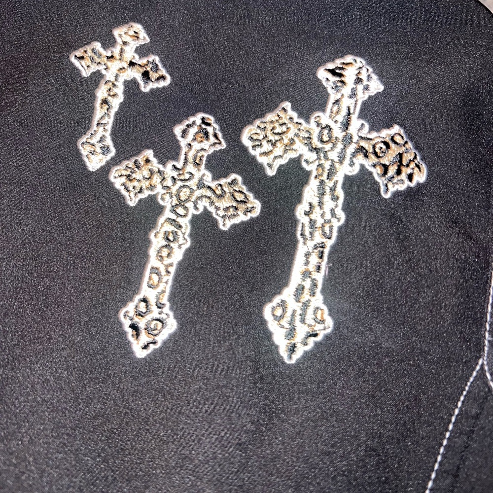 Girls Black Vest with Leopard Cross Design - Picture 5 of 6